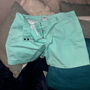 NWOT VINEYARD VINES SHORTS 🐳